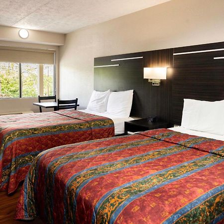 Paragon Inn Hillsboro Eksteriør bilde